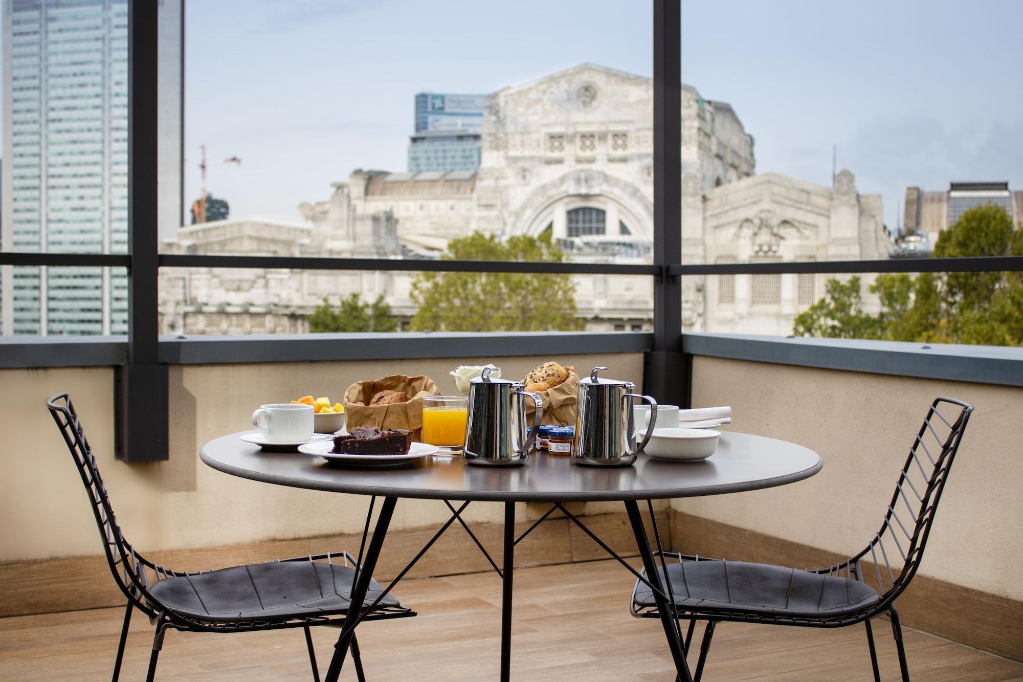 Starhotels Echo 4* Milán